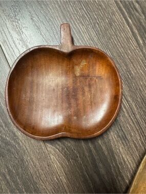 Wooden Apple/ pumpkin Shaped Serving Dish - Brown